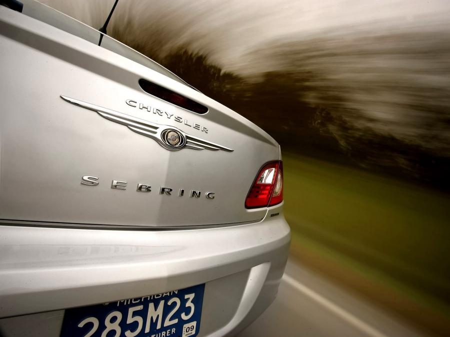  Chrysler Sebring 2.0 CRD Limited 2007 года  (фото 23 из 30)